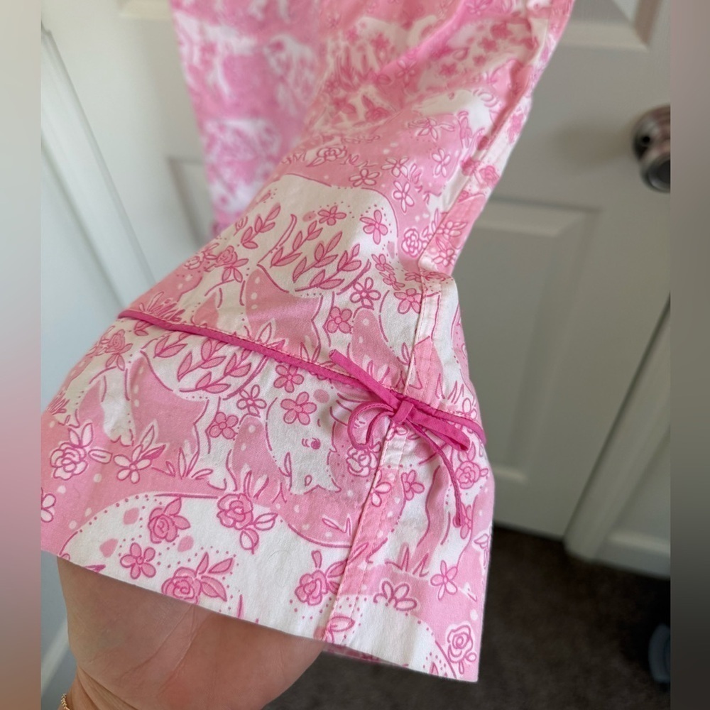 Lilly Pulitzer Pink Rhino Capri Pants Size 8 - Picture 2 of 4